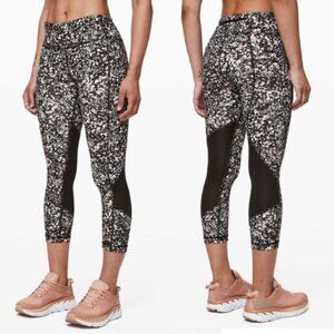 Lululemon Pace Rival Crop *22" Floral Spritz Multi / Black 28706
